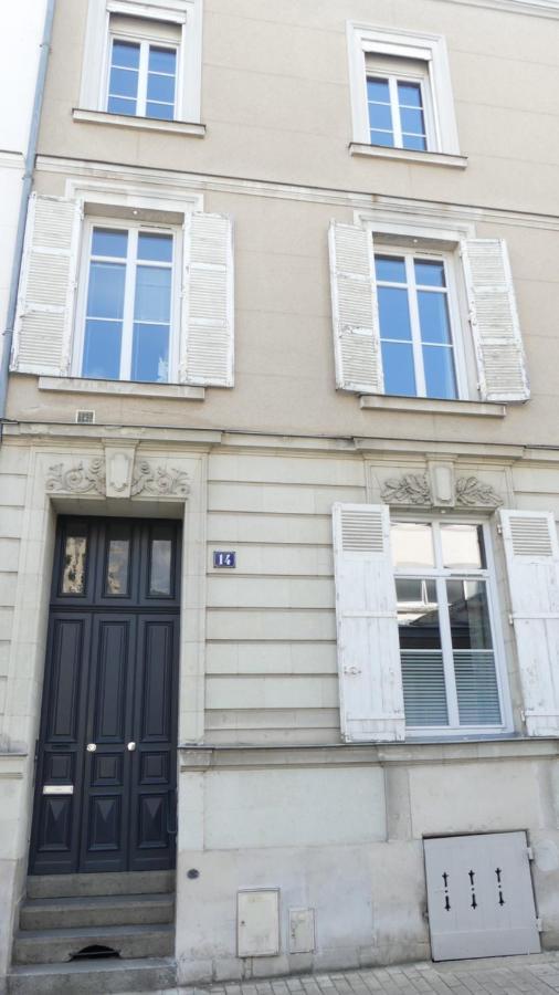 Les Suites Angevines อองเชร์ ภายนอก รูปภาพ