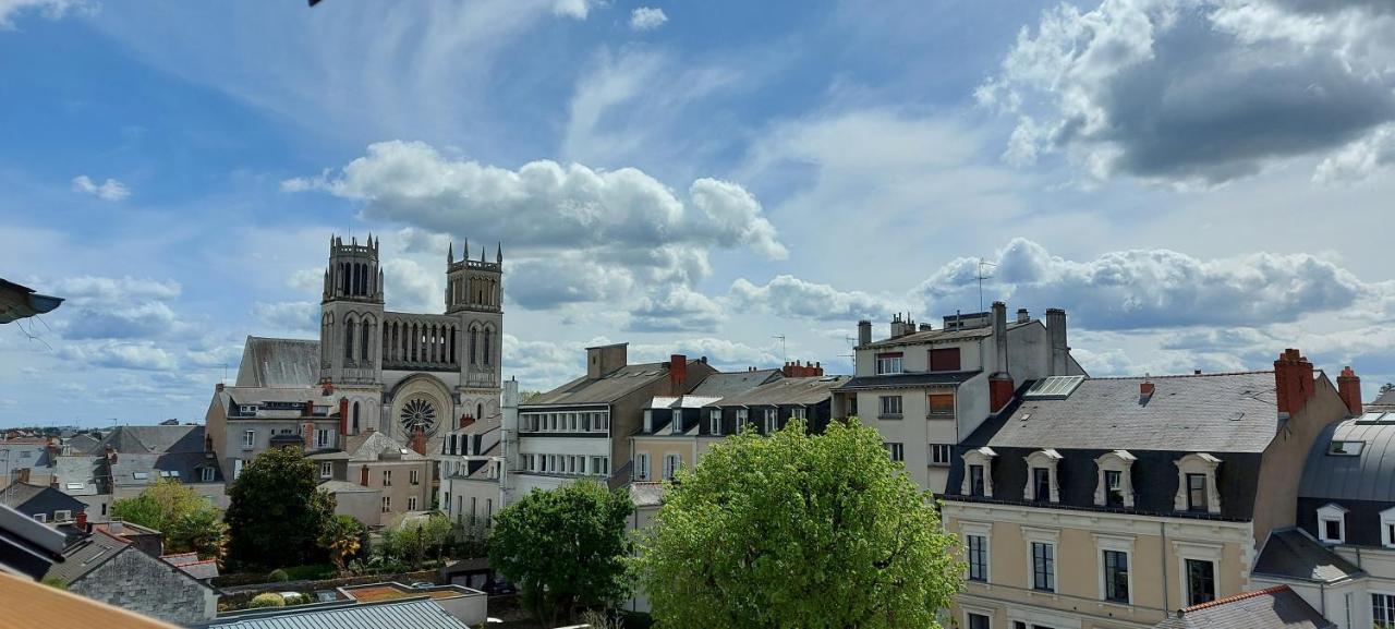 Les Suites Angevines อองเชร์ ภายนอก รูปภาพ