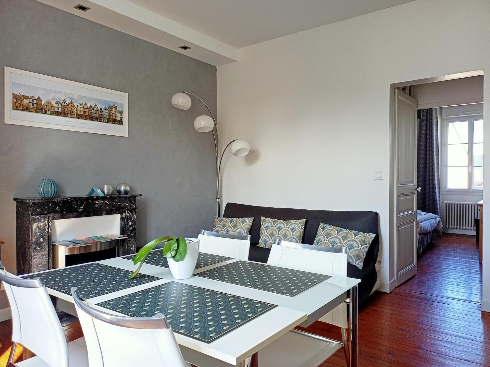 Les Suites Angevines อองเชร์ ภายนอก รูปภาพ