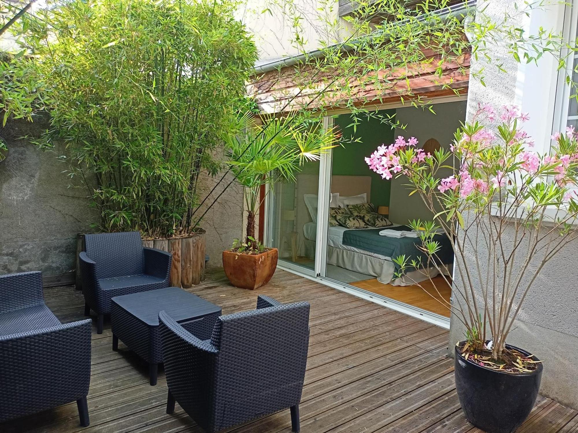 Les Suites Angevines อองเชร์ ภายนอก รูปภาพ